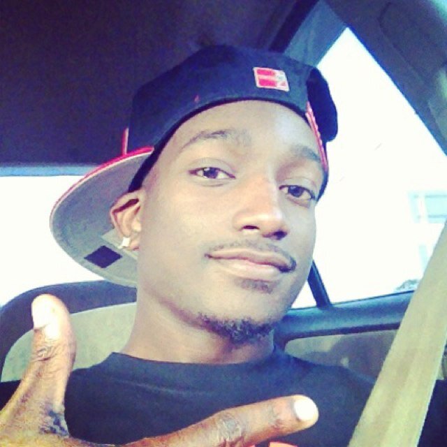 yea its ur boy bran bran str8 outta greenville belle meade to be exact im bout my business n bout gettin money fwm 12 #teamloud #teamGsup #teamtrapstar #ffg