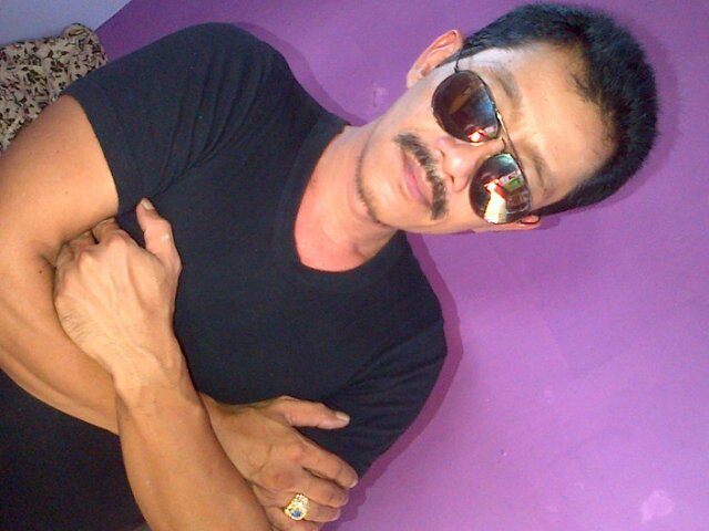 nov_aldo's profile picture. 