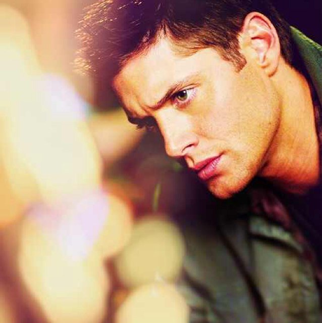 I do shit sometimes. Like, dishes & bitches. #ILikeDeanAndBoys •But No strings attached! •RP21+ •Naughty •Crazy •Hunter Don't Like? OFF YOU GO #BitchSamW