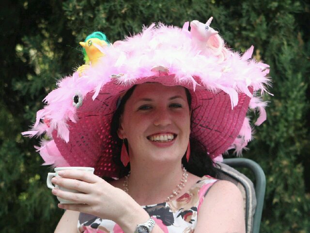 Freelance Graphic Designer, Children's Book Illustrator and Blogger