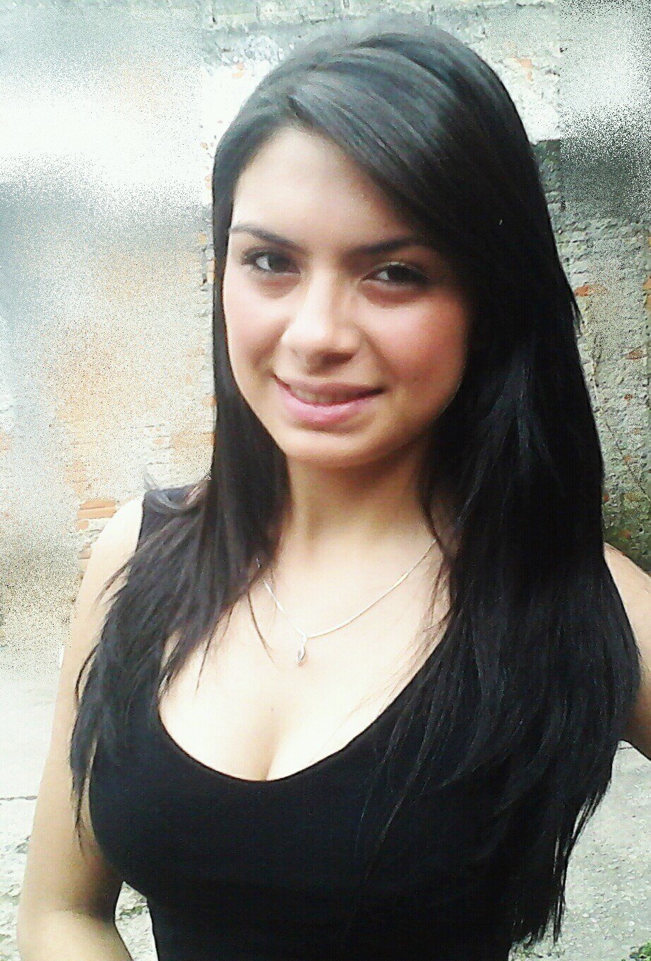 ~ a vida me ensinou a sorrir para as pessoas que não gostam de mim , para mostra-lás que sou diferente do que elas pensam.
