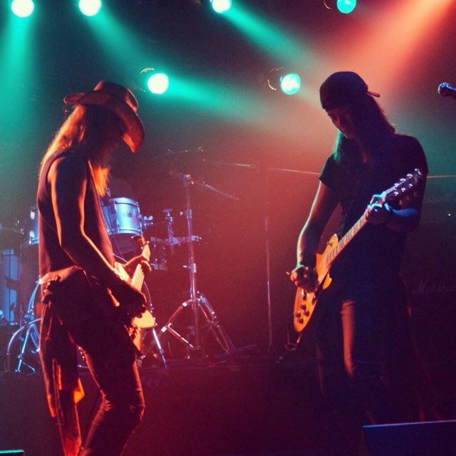 Musician
Band_IINDIAN_보컬,기타