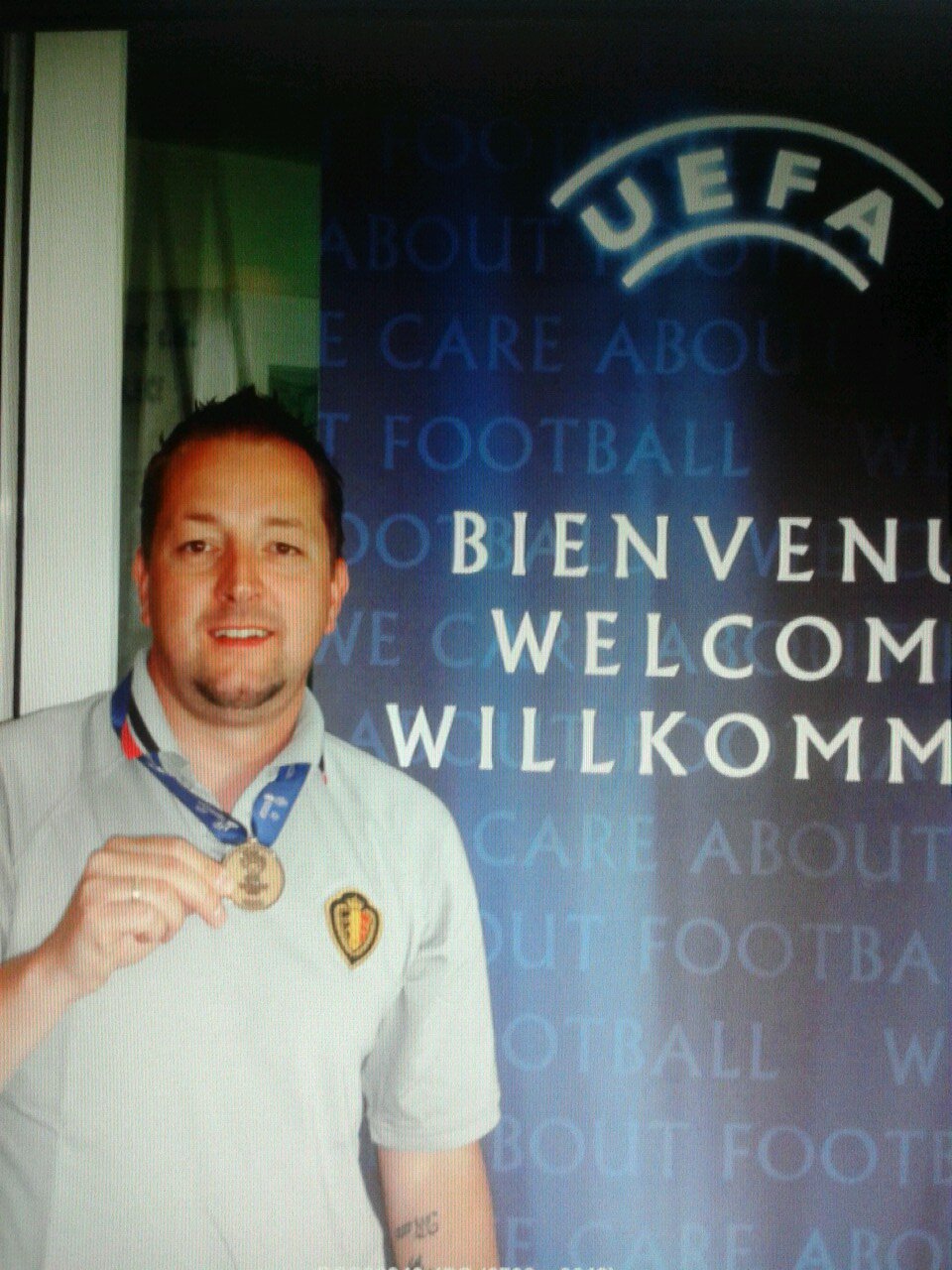 Ben_Doumen's profile picture. admin.medewerker Voetbal Vlaanderen @voetbal_VL, passie: voetbal en kamperen