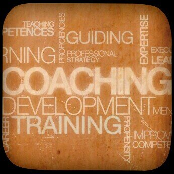 Begeleidt, ondersteunt, adviseert sportcoaches, sporters, sportouders, sportorganisaties en sportieve bedrijven bij het nastreven van sportieve prestaties.
