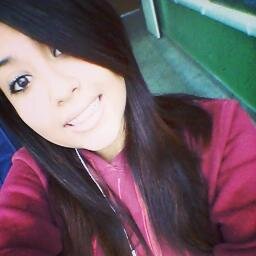 Errado e se eu mudar pra te agradar.                                                       we will live our dreams we have so little time (: