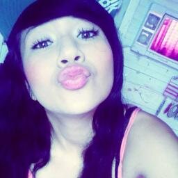 Fuma, Folla & Bebe que la vida es breve