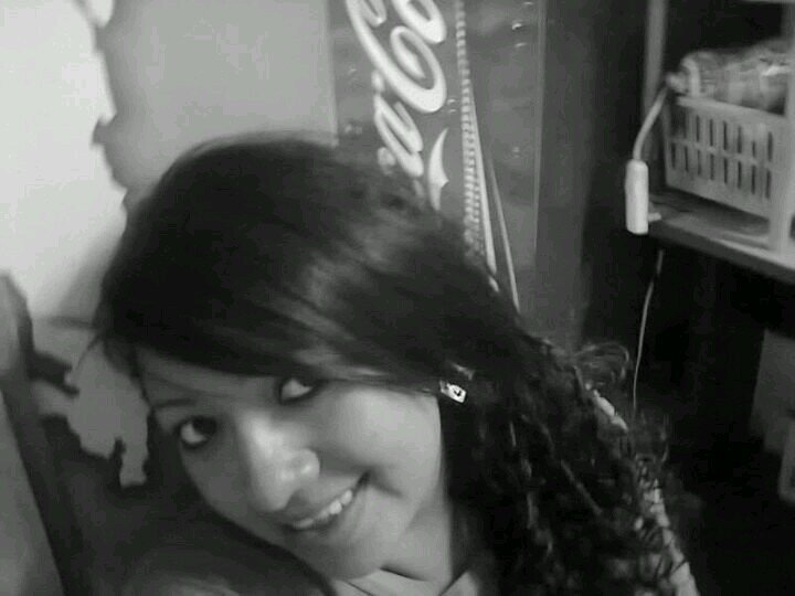te amo y te amare x el resto de mi vida pase lo q pase aki estare esperando x ti. te amo??