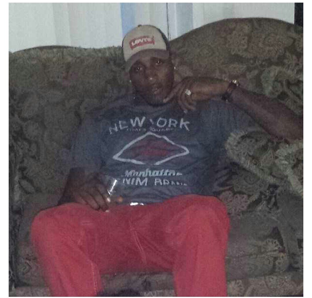 God, Family, School, Basketball IN THAT ORDER! #TeamFollowBack #TeamIHoop #TeamTalented #TeamLibra #TeamTaken FOLLOW A REAL NIGGA
