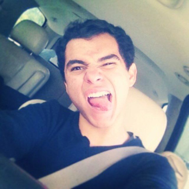 MiguelALlB's profile picture. Live how you want Un dia sin reir es un dia perdido