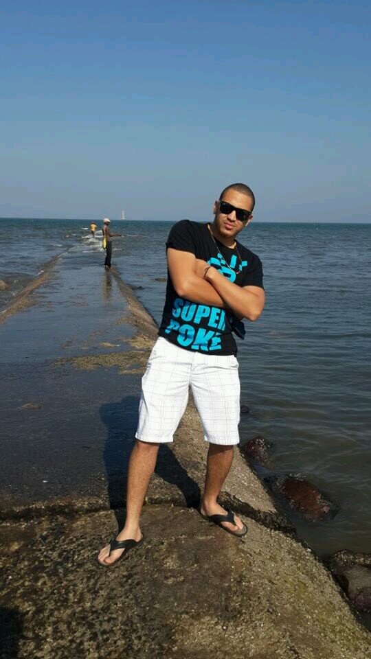 LinkzB1's profile picture. .