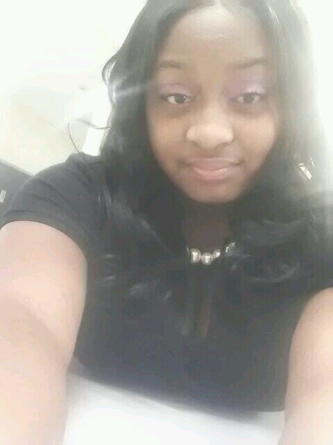 Team#LOVEim a smart fun girl i love hanging out with mi best friends and singing and dancing and juss being crazy. DRAMA FREE!!!!