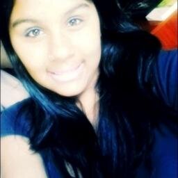 - .  Fée eem Deeus ; }