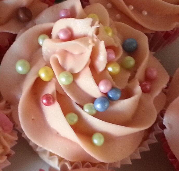 I'm an enthusiastic amateur baker with a particular love of cupcakes. See my successes and failures in the kitchen, and anything relating to cakes and baking.