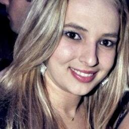 +querida +amiga +gata +parceira +tdooo  Te amamosss melhor professora do mundo ! @uma_bjk e @Hey_Dudiss aqi 3
