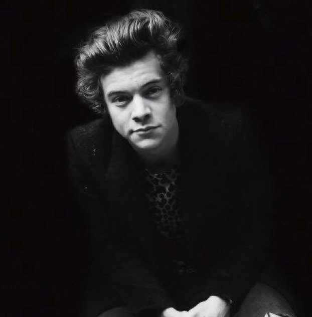 PLEASE GO FOLLOW @ZarryThoo FOR A FOLLOW BACK :) THANK YOU ILYSM