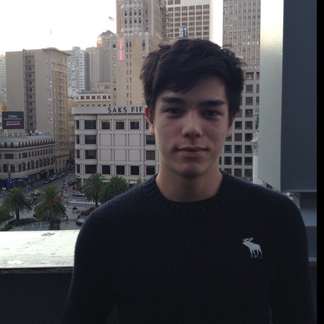 L13YAU's profile picture. 