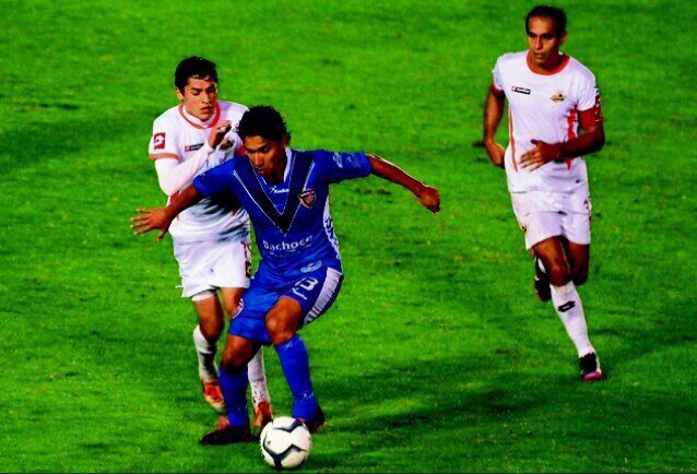 Jugador profesional de Futbol      
                   @clubcelayafc
                                        Celaya, Gto