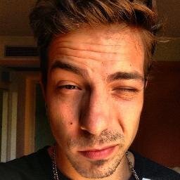 FC criado no dia 20 de Dezembro de 2009, com o intuito de unir fãs do cantor Di Ferrero (@ferrerodi)