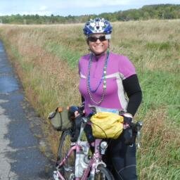lanternerouge's profile picture. Epidemiologist during the workweek, cyclist, randonneuse, stoker, knitter, spinner & yogini on the side.