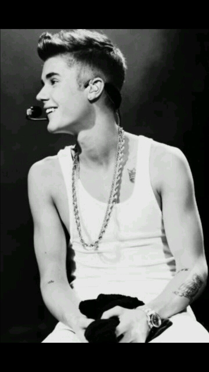 #JB#1D#Selena#Miley#Demi#