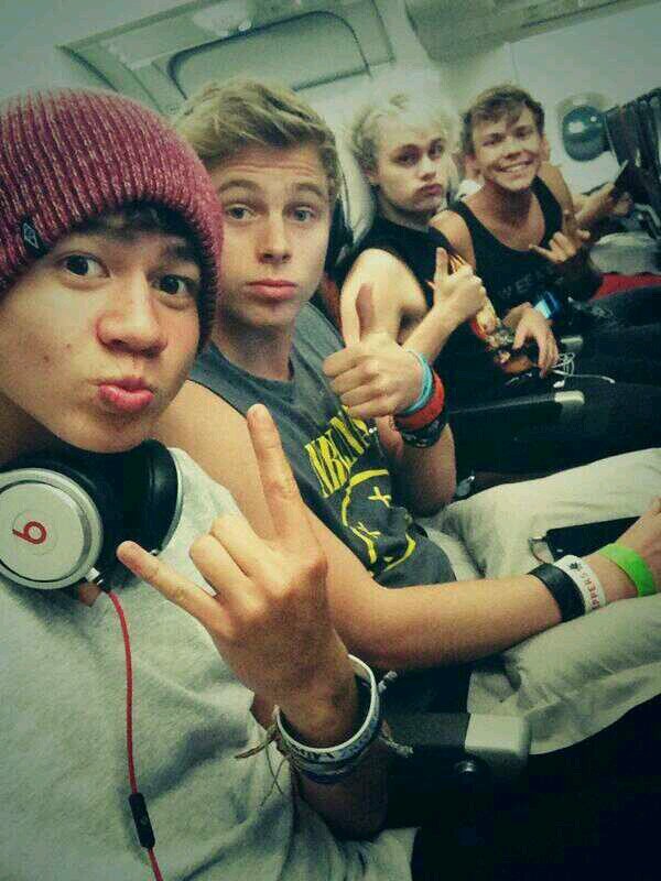if I can find you so can he ♡ never give up hope :) -@ashtons_bitch_