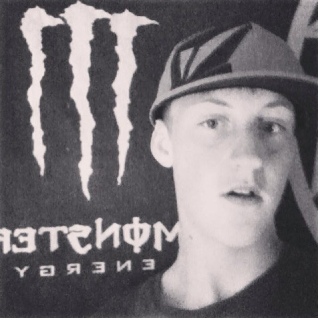 Im 6,0 and single,and im 16 years old. I ride BMX sims and fitbikeco and drives a ford-F150