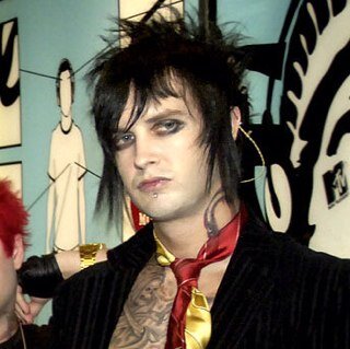 Jimmy ''The Rev'' Sullivan played Drums in the band Avenged Sevenfold, now im just hanging with the guys and partying a lot RP/18+/OC/RIP The Rev)