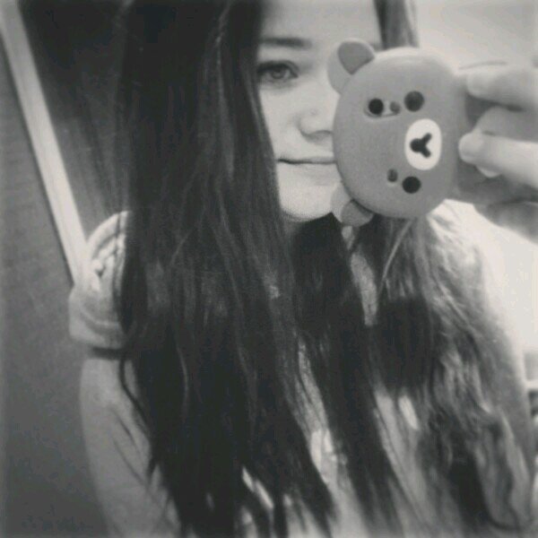 ♡ ♫ ♪ We're gonna set this world on fire with your tattooed heart because we're unbroken ♪ ♫ ♡