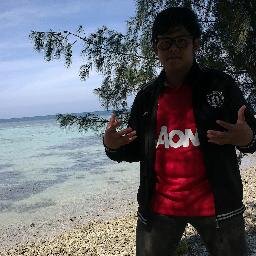 AKU ADALAH AKU,,
BUKANLAH MEREKA.