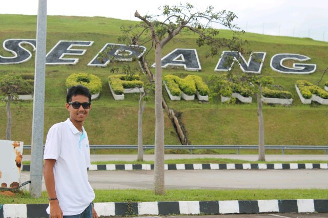 keluargaku semangat hidupku