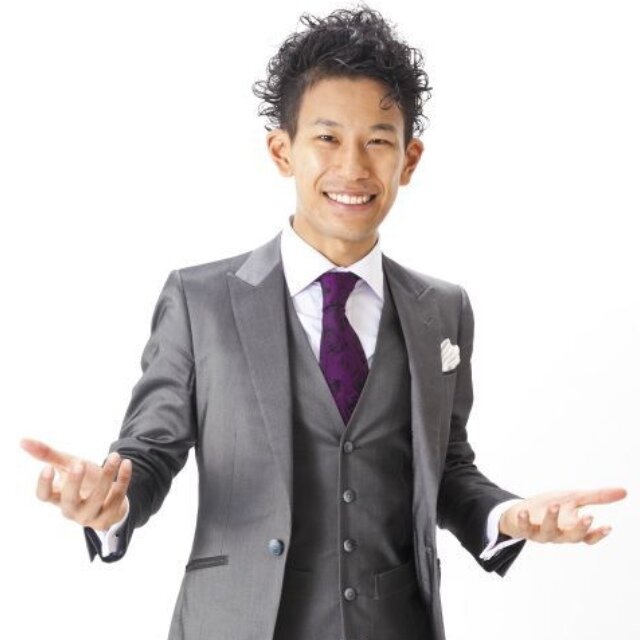 プロマジシャン/株式会社マジカルハートビート代表取締役/マジシャン、バルーンパフォーマーのキャスティング / 趣味 : サウナ/ サバゲー / ポーカー
