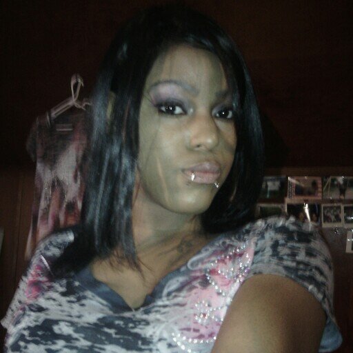 #TEAMFOLLOWBACK  #TeamLesbian #TeamRainbow #TeamFem  #Married2 @desirablekae 5/19/12
