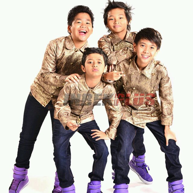 We the fans COBOY JUNIOR (COmate) who will always support COBOY JUNIOR anywhere, anytime thanks you @coboyjr :-) cerbung ? Cek Fav ;-)