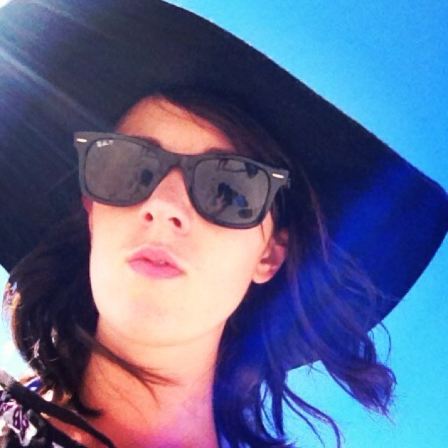 RebeccaLove8's profile picture. Sales & Marketing Manager for @prd_broome. Usually found dancing, or with a nose in a book. Wife to the man with ants in his pants @samnewton14 #happybroome