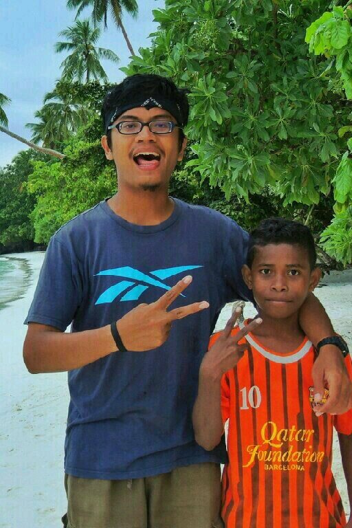 1993 | ordinary ppl | #goweser | #pendaki | #pelari | #IEGMUBETTER | #YNWA