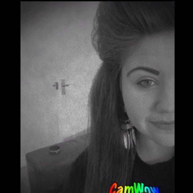 If you follow ill follow back :*