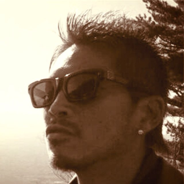facebook:米田圭kei
アメブロ:KEI
mixi:KEI
いろんな業種の仲介、色々な人と人とを繋ぐ
ことをしています！フォローよろしくお願いします！