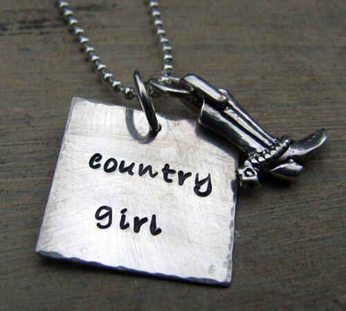 SweetCountryGi1's profile picture. Country loving, Whiskey Girl. with one saying. Always Love like there's no Tomorrow. Ask me a question http://t.co/xiqrHbb87x