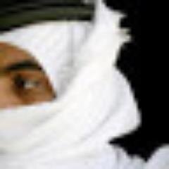طالب جامعي : كلية الهندسة  ( ميكانيكا ) ، عمري 21 ، طموح جداً ، متنوع الثقافات ، رياضة ـ دين ـ سياسة ـ مسلسلات .. الخ و بسس