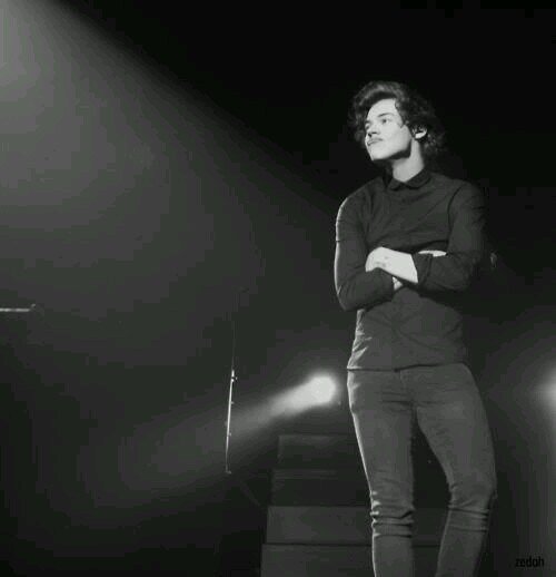 @harry_styles I love ya! #Directioner 0/5 :(