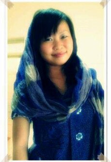 Add me..Berteman lebih baik dibanding mencari musuh,....karena dengan persaudaraan smuanya menjadi indah,tentram,bahagia....Amin....Thanx follow me....