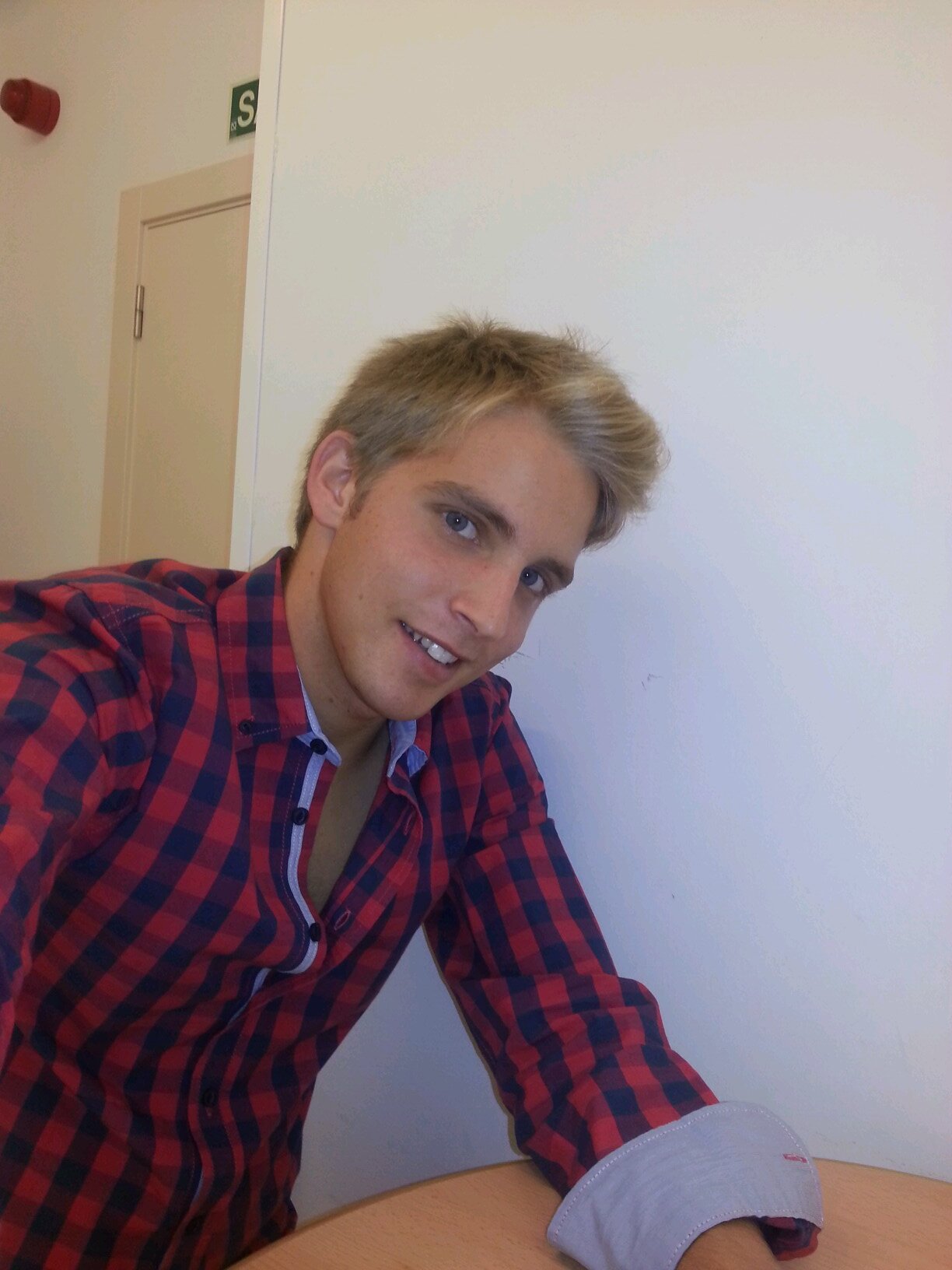 si quieres que algo te salga bien no se lo digas a nadie. ......