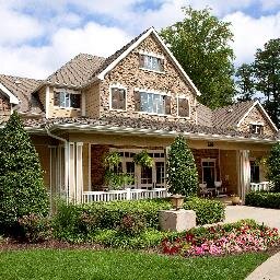 Luxury 1-, 2- and 3-Bedroom Apartment homes located in the heart of the Cary Crossroads area!