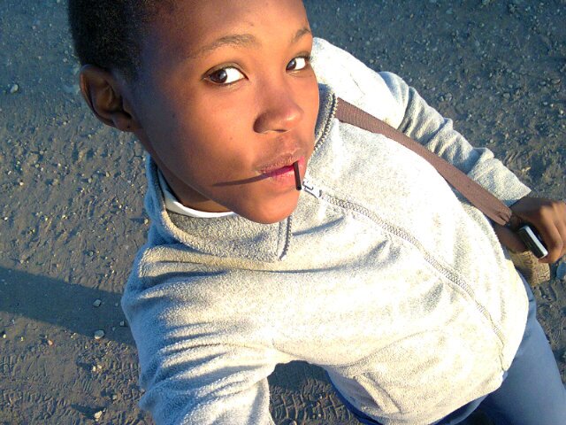 Wanna knw me mor no nid for bio my nym says it all abwt me *wink*