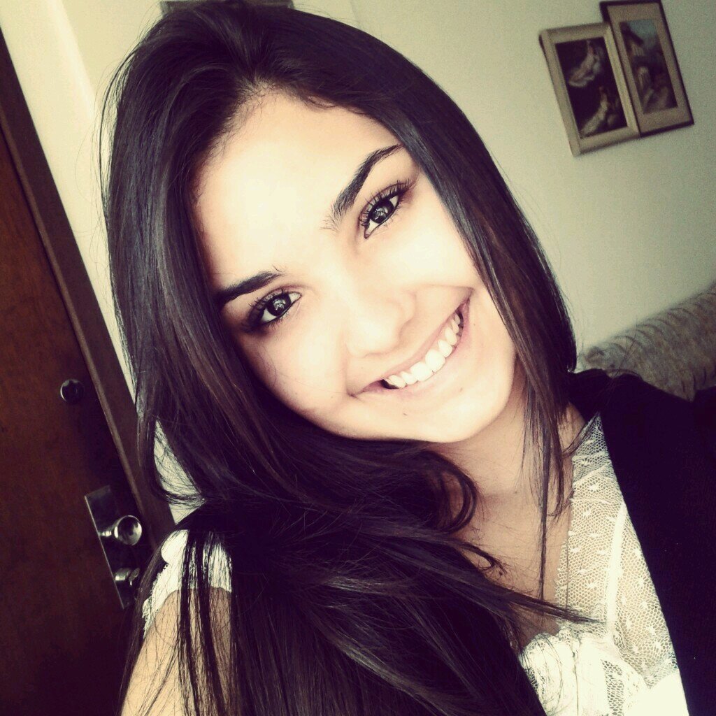 Gosto de sorrisos que me tiram sorrisos...