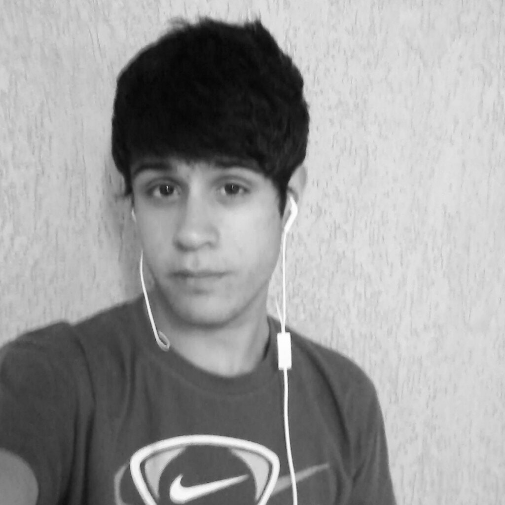 Me siga e eu te sigo de volta *-* ''simples''                                              http://t.co/YVJvKewRbI