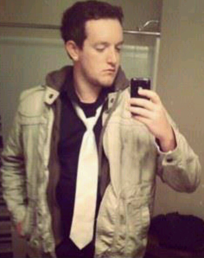WHEN I'M NOT AT PLANET FITNESS I'M GETTING DRUNK AND SLAPPING N MY MEAT ON GIRLS FACES