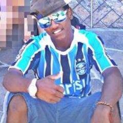 Nunca se arrependa. Se foi bom, é maravilhoso. Se foi ruim, é experiência.
