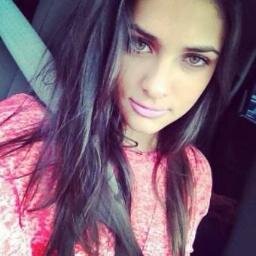 AleeHoran69's profile picture. live in the moment is unique ❤ #ILoveNiallHoran 
   #EnjoyLife ''
 #ILoveGummies ❤ .. '' My name Alee and love you A #OneDirection ❤