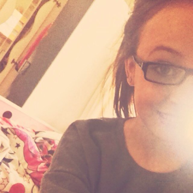 Follow amber_benham_